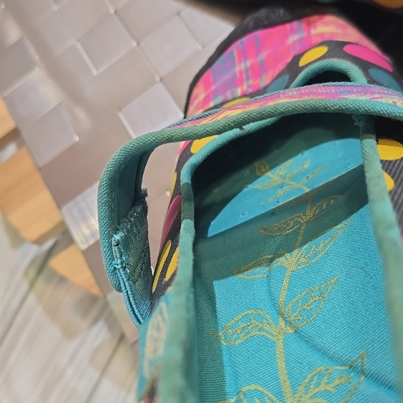 Keen harvest slip on shoes #96 - Picture 9 of 11